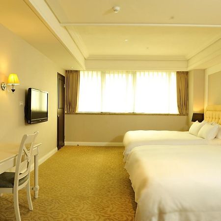 Asia Emperor Hotel Tainan Luaran gambar