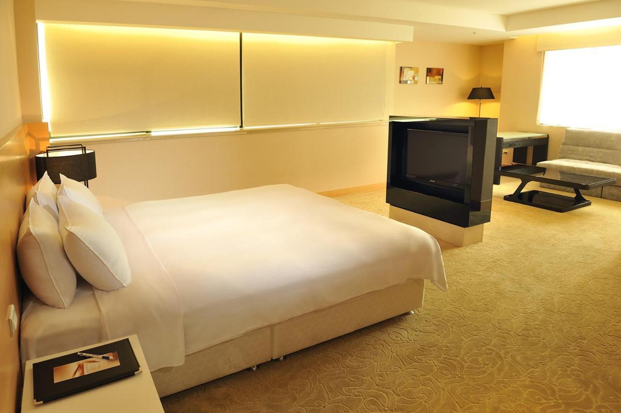 Asia Emperor Hotel Tainan Luaran gambar