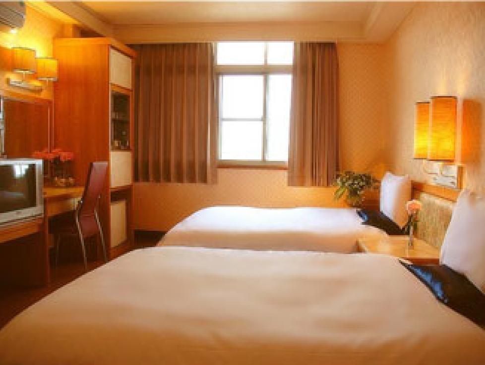 Asia Emperor Hotel Tainan Luaran gambar